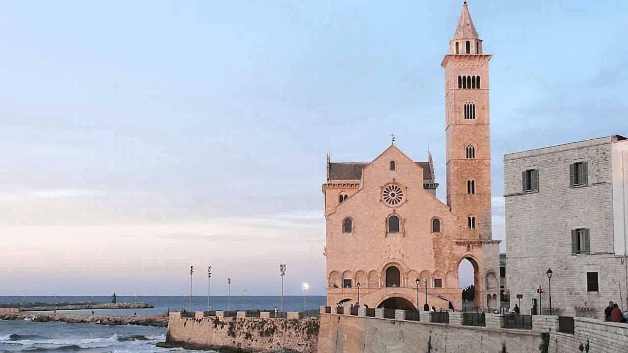 Sweet Suites Trani Exterior photo